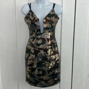 NWT Pink Owl Sequin Camo Plunge Neckline Stretchy Cocktail Dress Medium